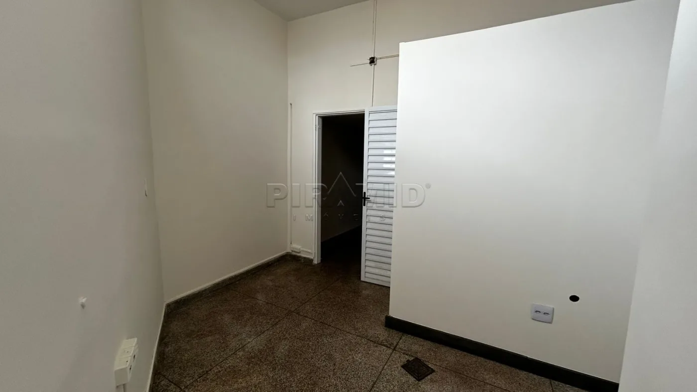Alugar Comercial / Sal&atilde;o em Ribeir&atilde;o Preto R$ 2.000,00 - Foto 9