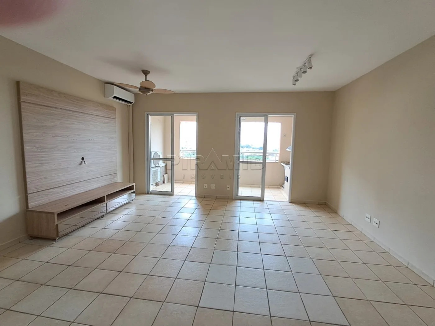 Alugar Apartamento / Padr&atilde;o em Ribeir&atilde;o Preto R$ 3.500,00 - Foto 1