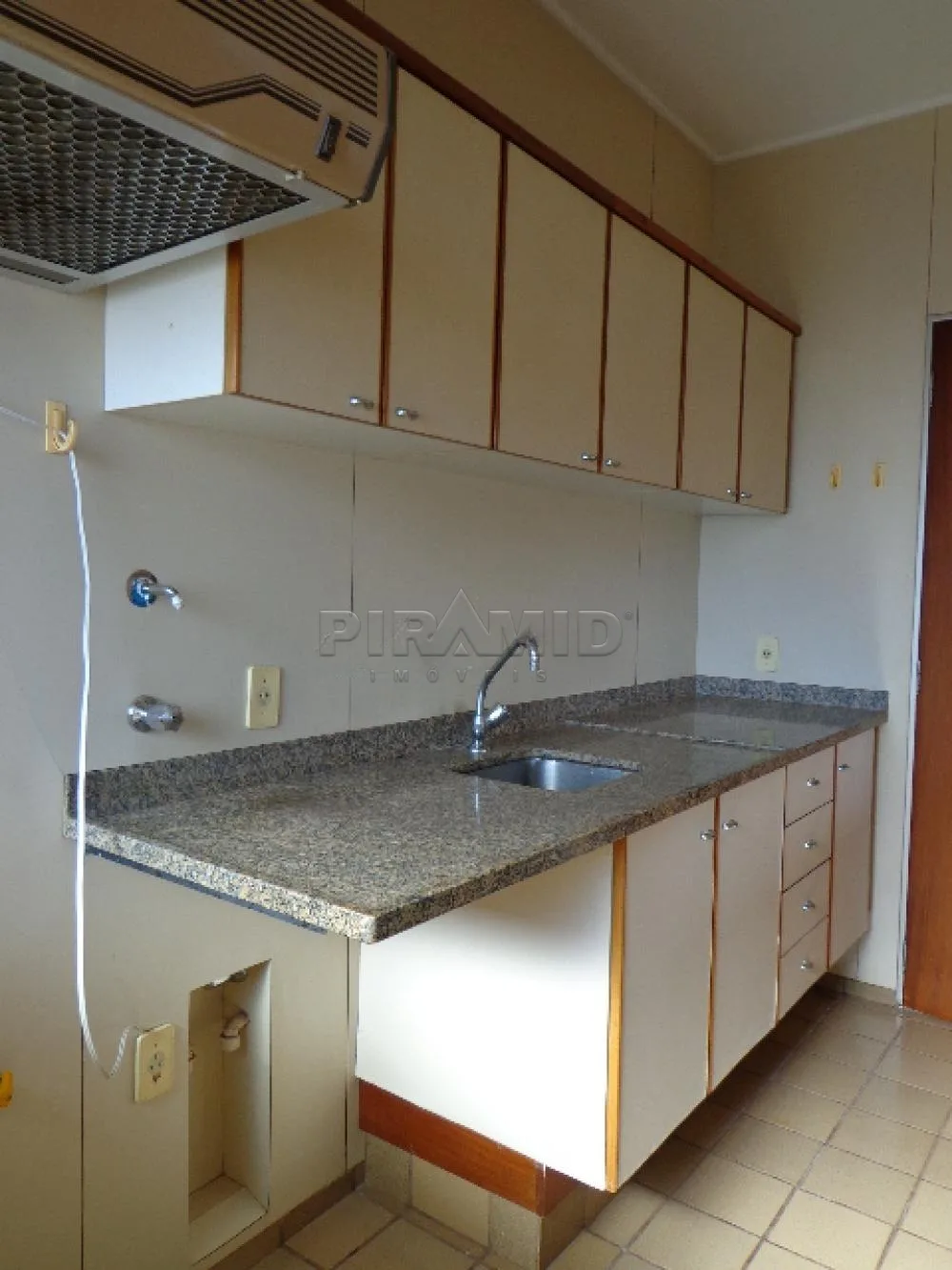 Comprar Apartamento / Padr&atilde;o em Ribeir&atilde;o Preto R$ 300.000,00 - Foto 6