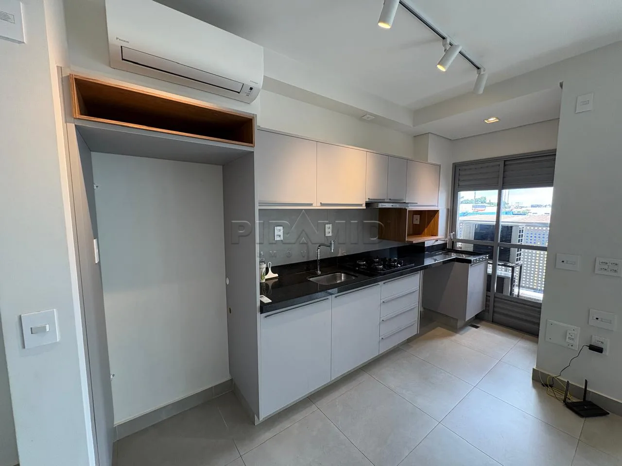 Alugar Apartamento / Kitchnet em Ribeir&atilde;o Preto R$ 2.500,00 - Foto 9