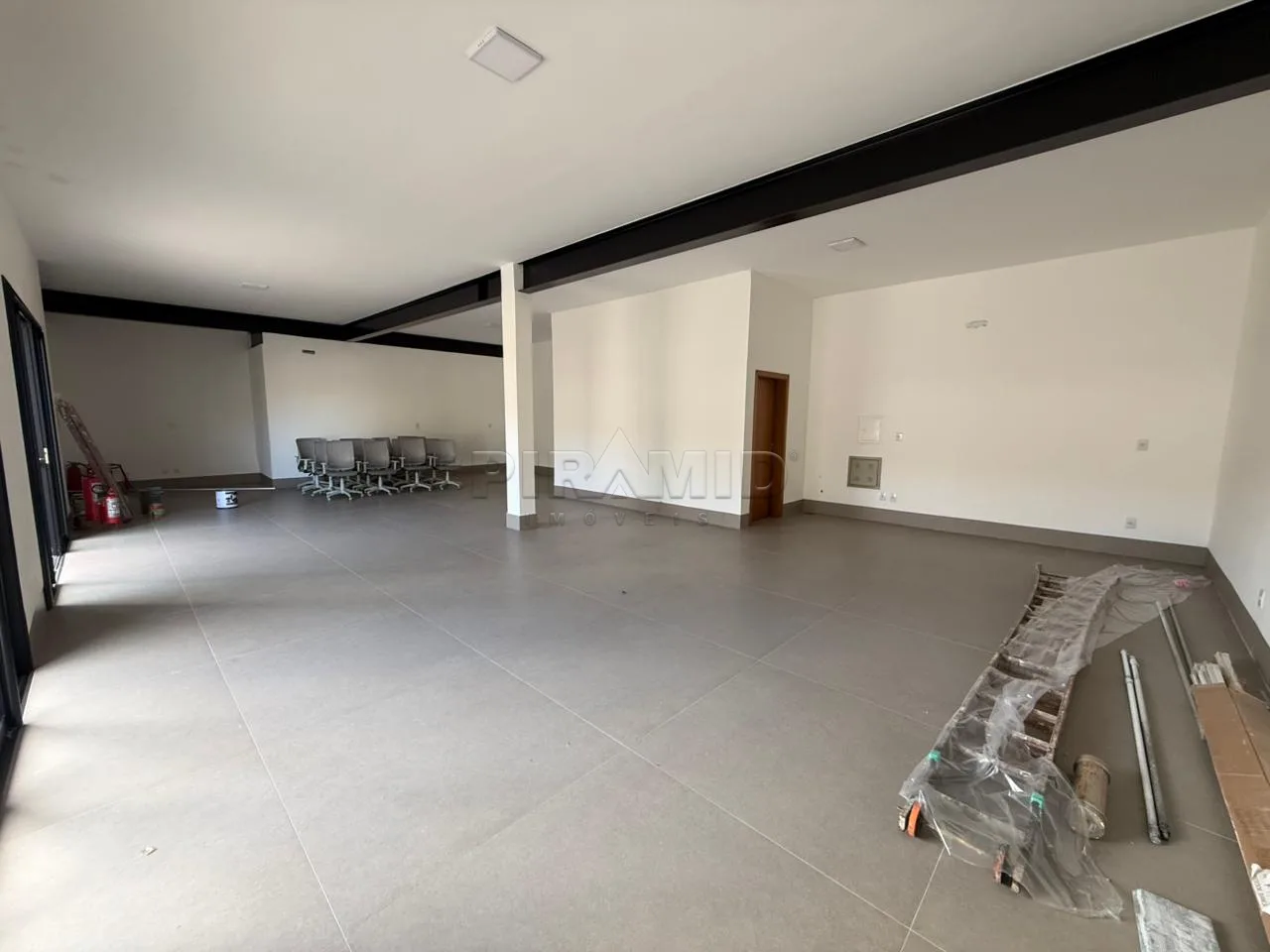 Alugar Comercial / Sal&atilde;o em Ribeir&atilde;o Preto R$ 4.500,00 - Foto 2