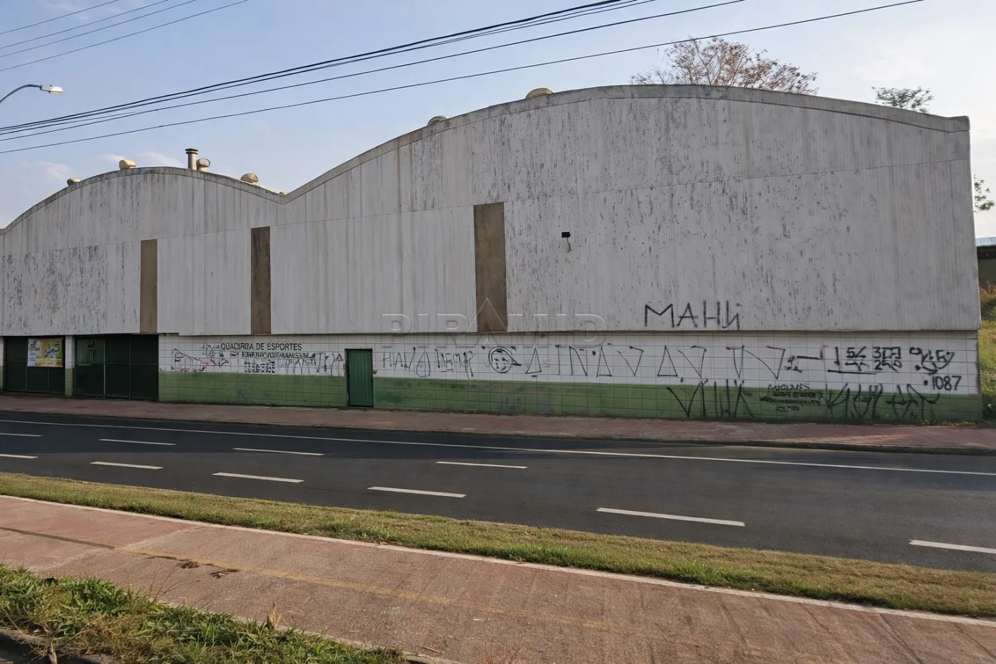 Alugar Comercial / Sal&atilde;o em Ribeir&atilde;o Preto R$ 30.000,00 - Foto 2