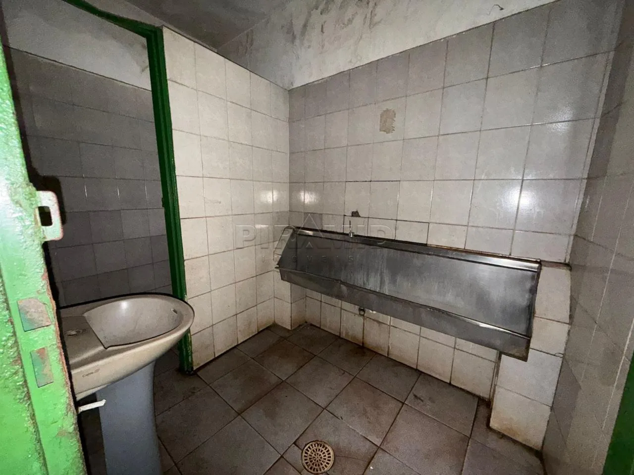 Alugar Comercial / Sal&atilde;o em Ribeir&atilde;o Preto R$ 30.000,00 - Foto 28