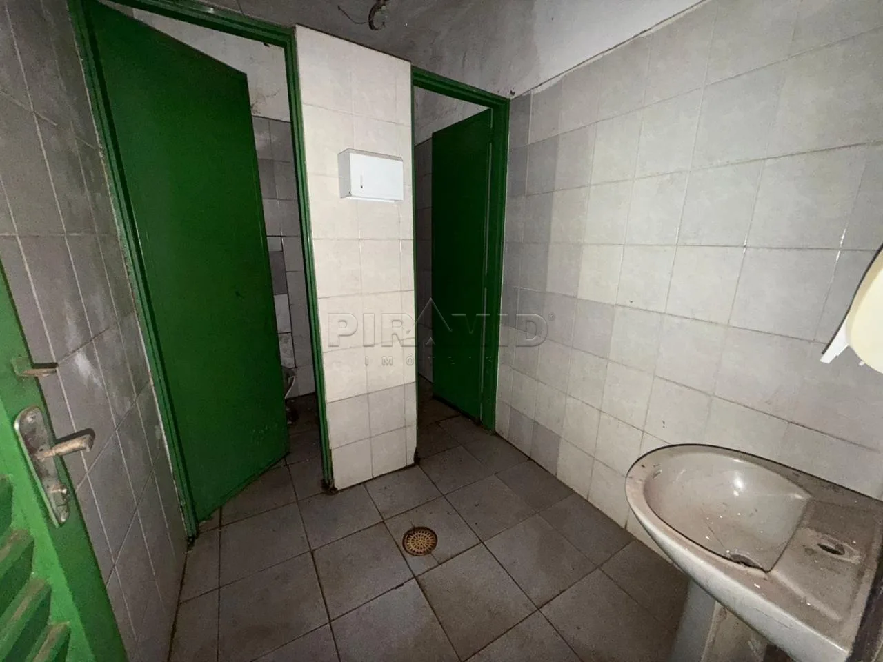 Alugar Comercial / Sal&atilde;o em Ribeir&atilde;o Preto R$ 30.000,00 - Foto 30