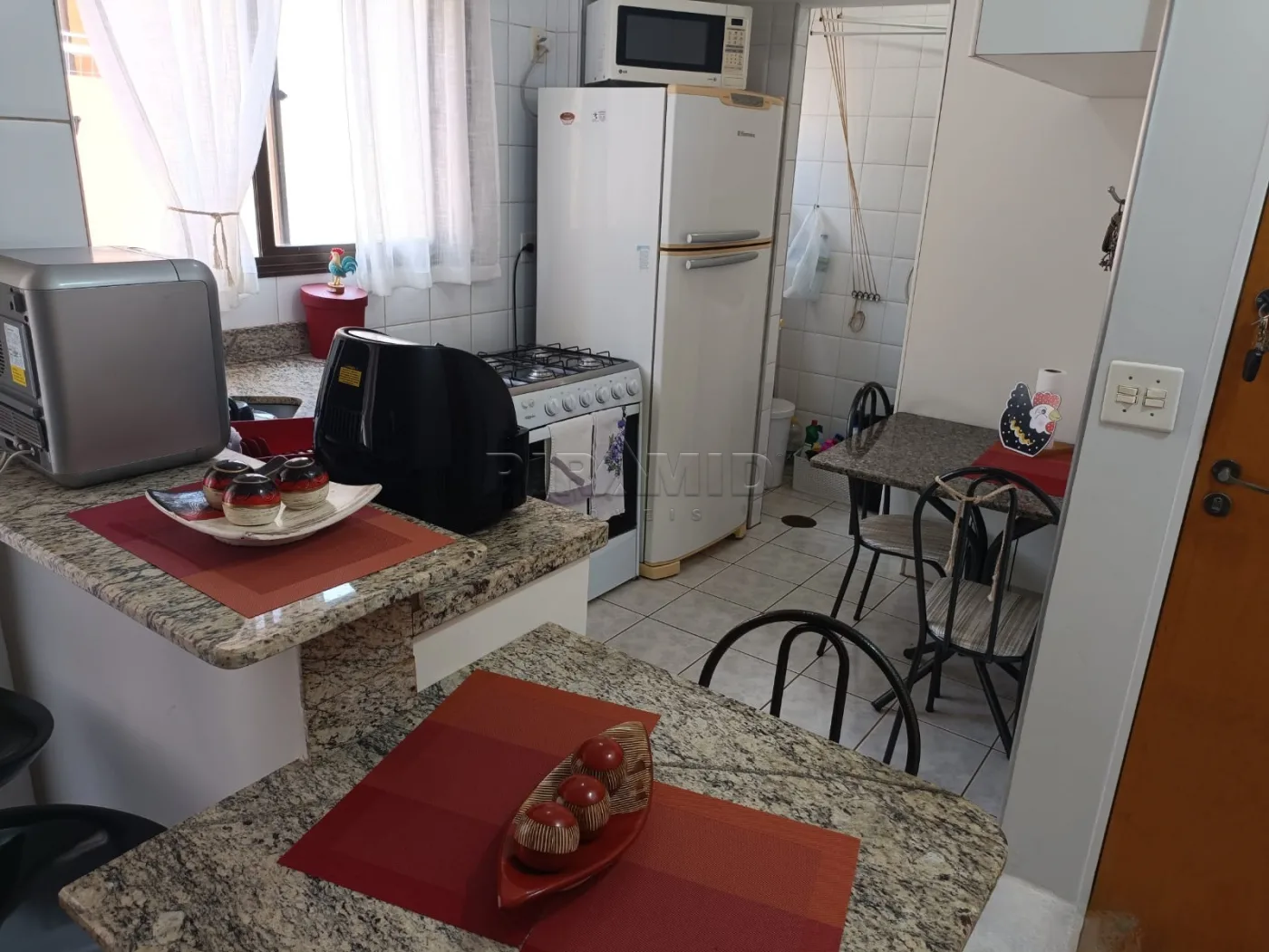 Comprar Apartamento / Padr&atilde;o em Ribeir&atilde;o Preto R$ 300.000,00 - Foto 4