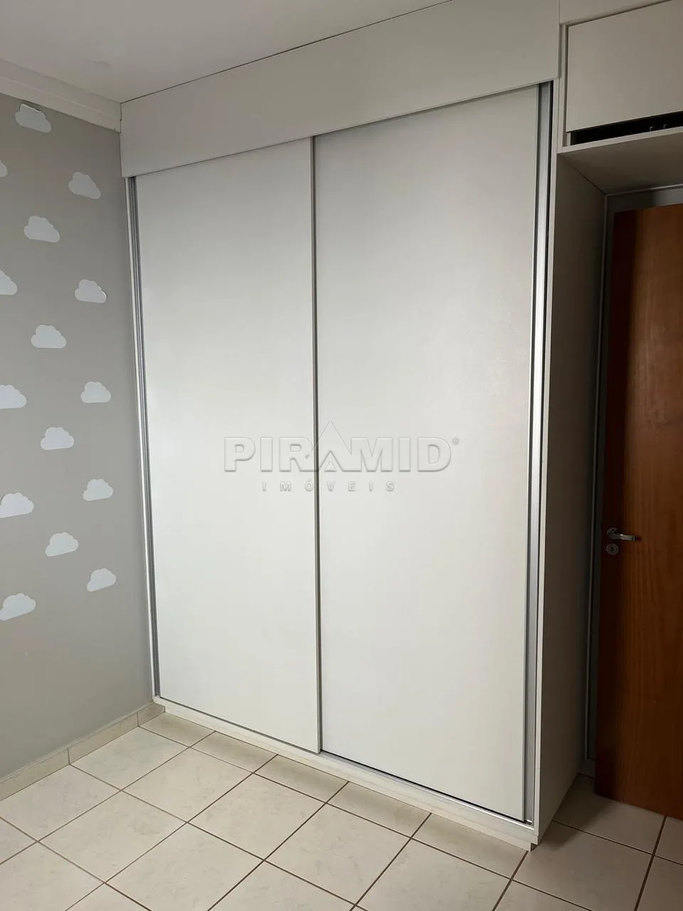 Comprar Apartamento / Padr&atilde;o em Ribeir&atilde;o Preto R$ 250.000,00 - Foto 5