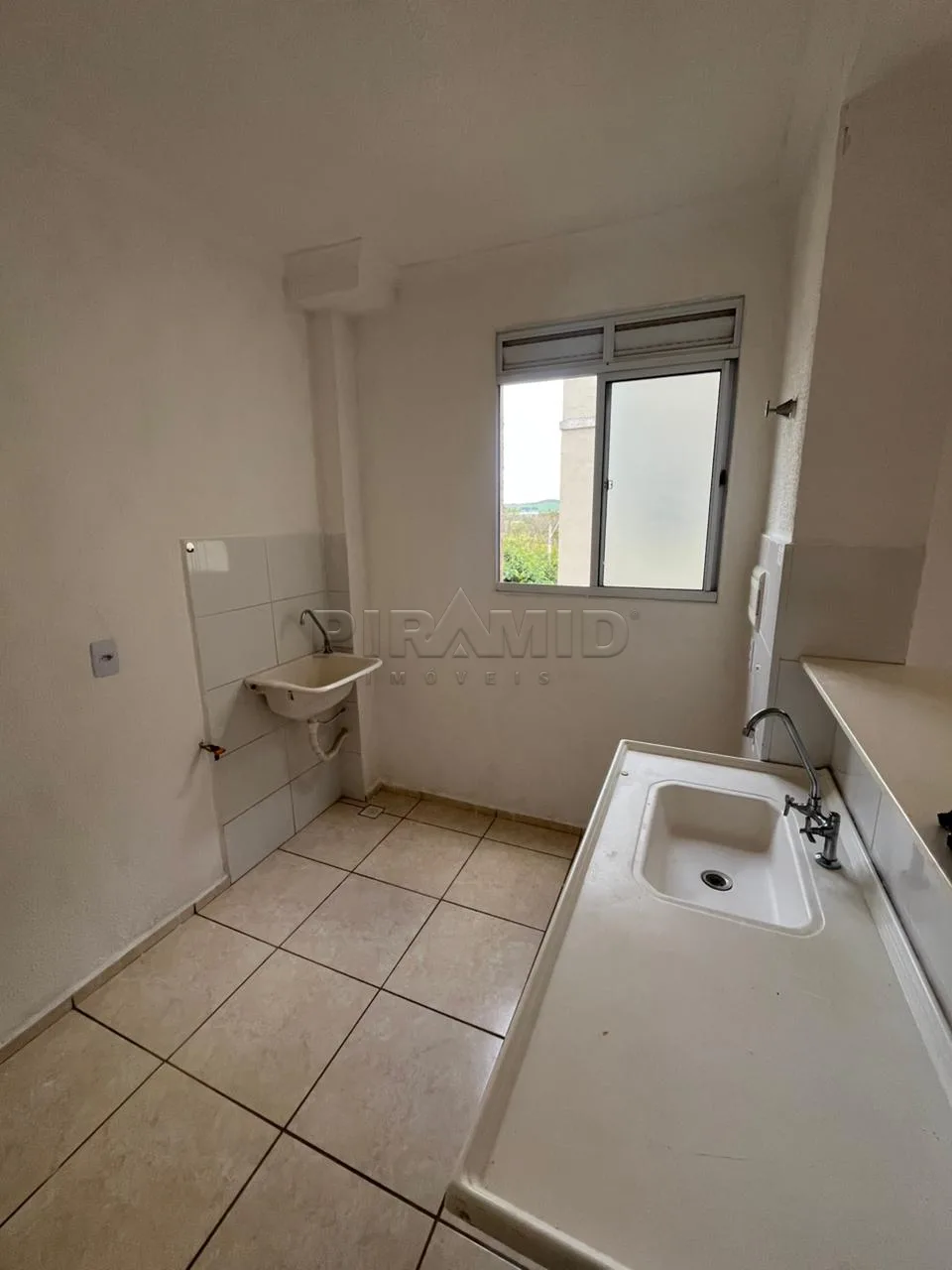 Alugar Apartamento / Padr&atilde;o em Ribeir&atilde;o Preto R$ 1.400,00 - Foto 5