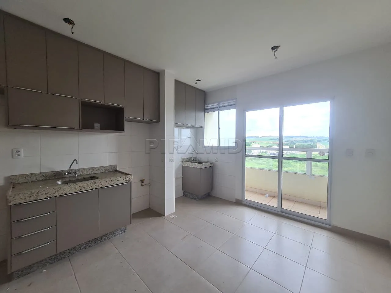 Alugar Apartamento / Padr&atilde;o em Ribeir&atilde;o Preto R$ 2.100,00 - Foto 1