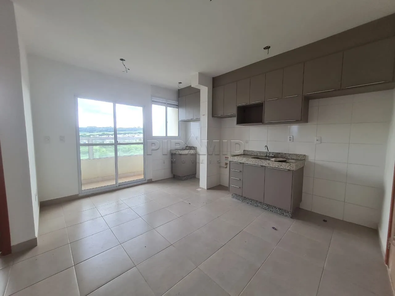Alugar Apartamento / Padr&atilde;o em Ribeir&atilde;o Preto R$ 2.100,00 - Foto 1
