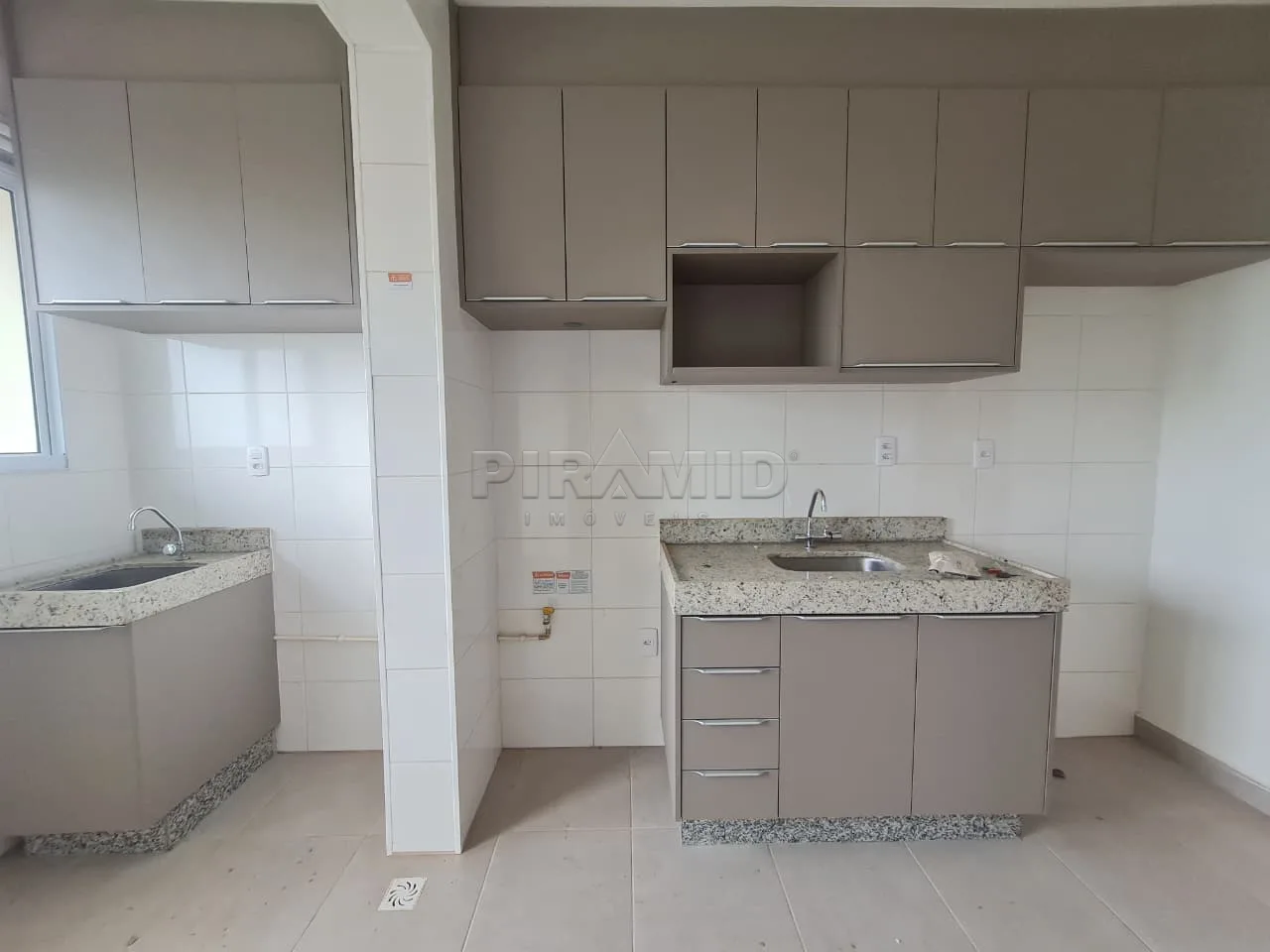 Alugar Apartamento / Padr&atilde;o em Ribeir&atilde;o Preto R$ 2.100,00 - Foto 3