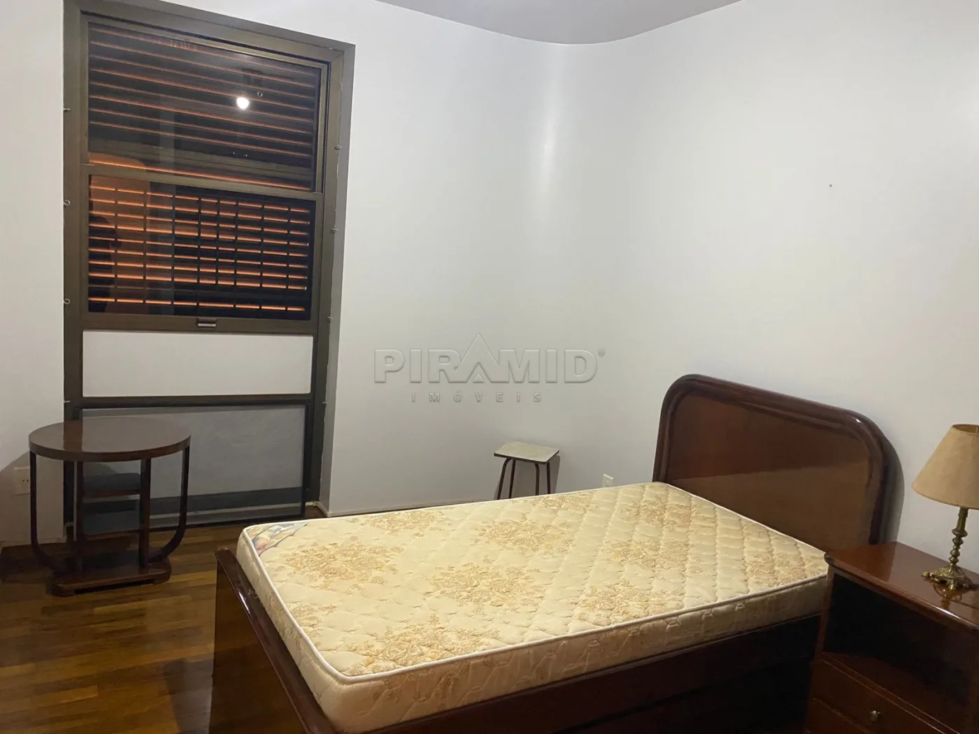 Alugar Apartamento / Padr&atilde;o em Ribeir&atilde;o Preto R$ 2.000,00 - Foto 8