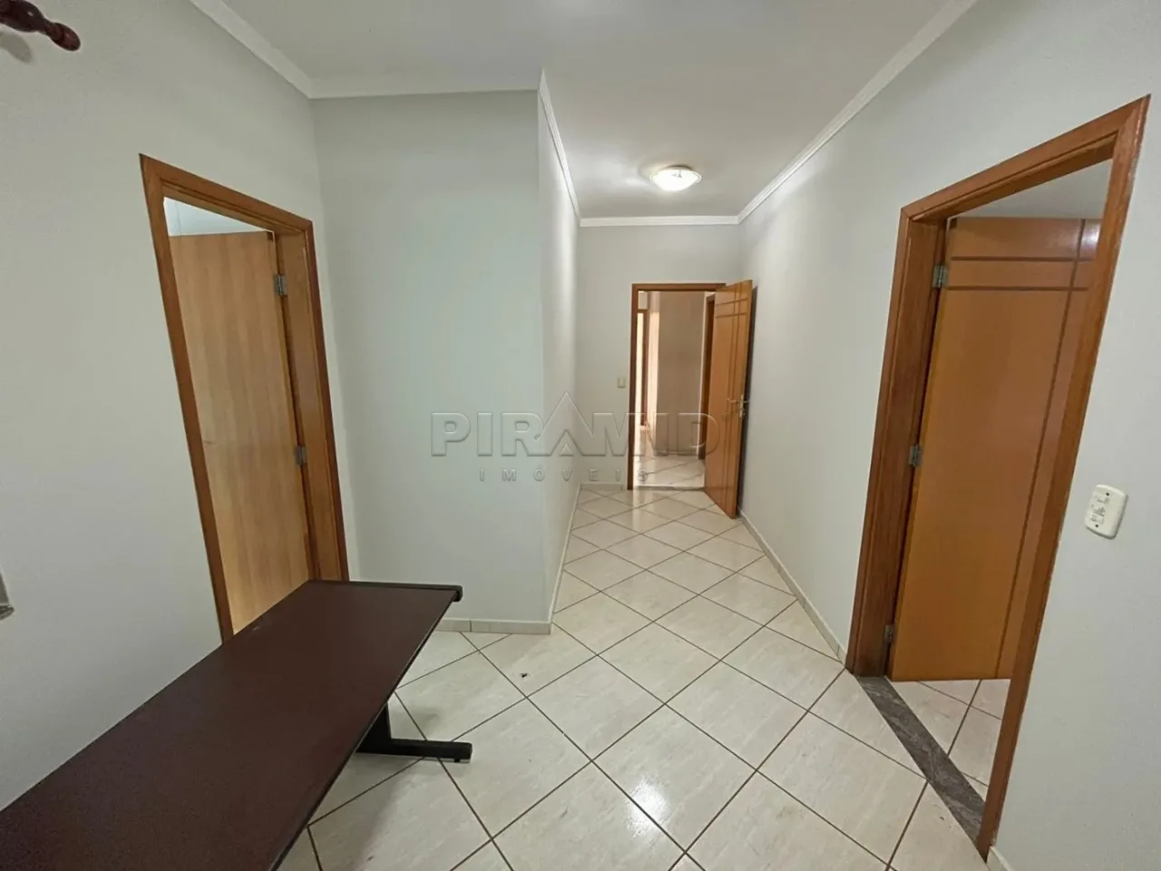 Alugar Casa / Padr&atilde;o em Ribeir&atilde;o Preto R$ 3.800,00 - Foto 15