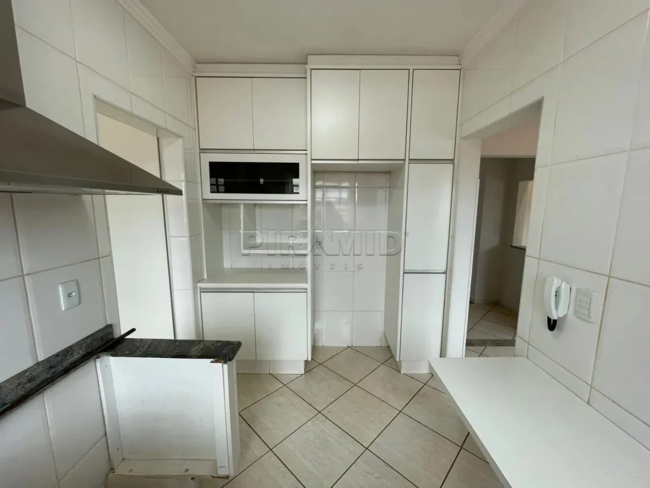 Alugar Casa / Padr&atilde;o em Ribeir&atilde;o Preto R$ 3.800,00 - Foto 21