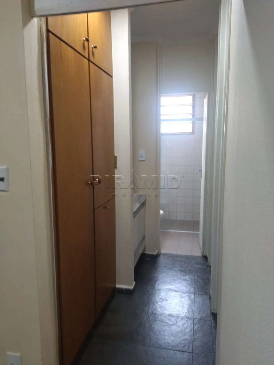 Alugar Apartamento / Padr&atilde;o em Ribeir&atilde;o Preto R$ 1.550,00 - Foto 6