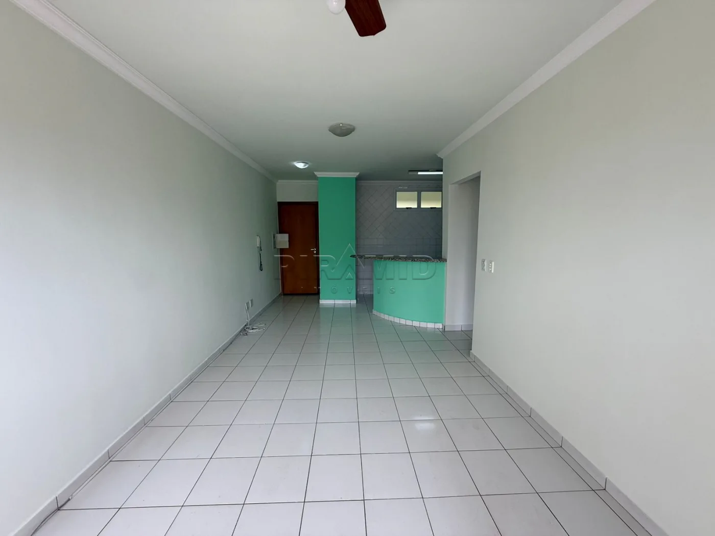 Alugar Apartamento / Padr&atilde;o em Ribeir&atilde;o Preto R$ 1.500,00 - Foto 2