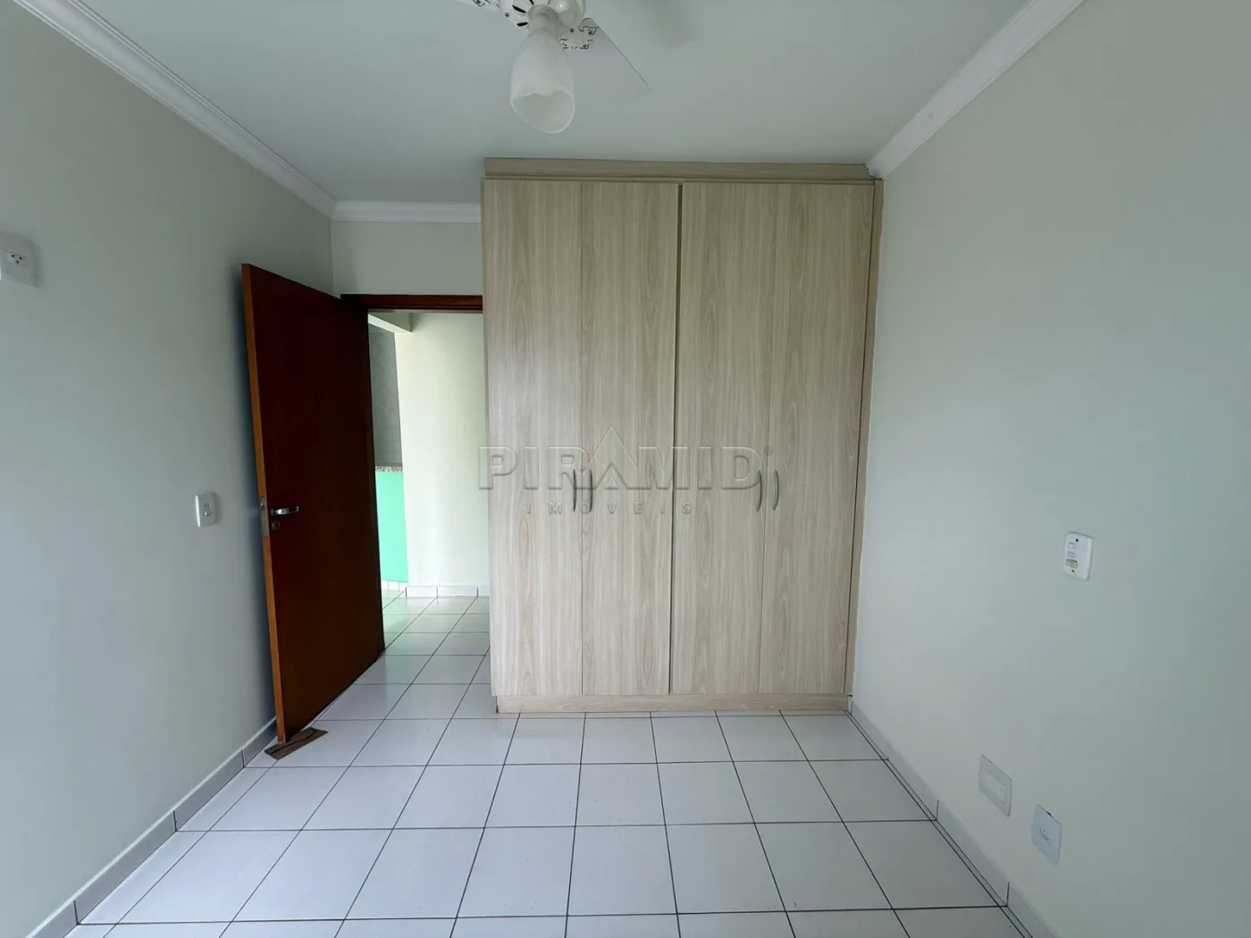 Alugar Apartamento / Padr&atilde;o em Ribeir&atilde;o Preto R$ 1.500,00 - Foto 9