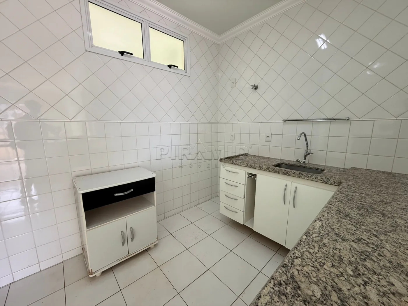Alugar Apartamento / Padr&atilde;o em Ribeir&atilde;o Preto R$ 1.500,00 - Foto 13