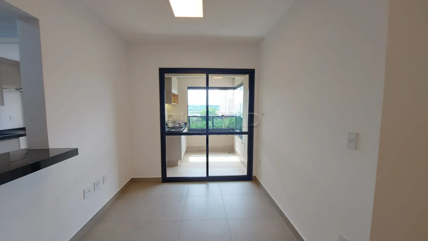 Alugar Apartamento / Padr&atilde;o em Ribeir&atilde;o Preto R$ 4.100,00 - Foto 3
