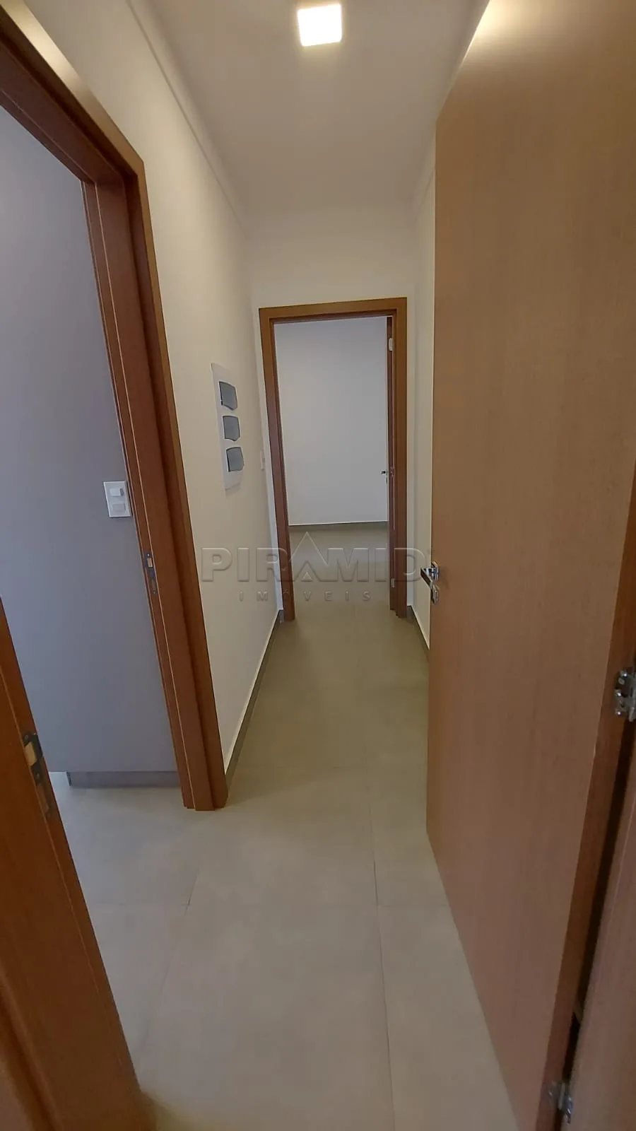 Alugar Apartamento / Padr&atilde;o em Ribeir&atilde;o Preto R$ 4.350,00 - Foto 22