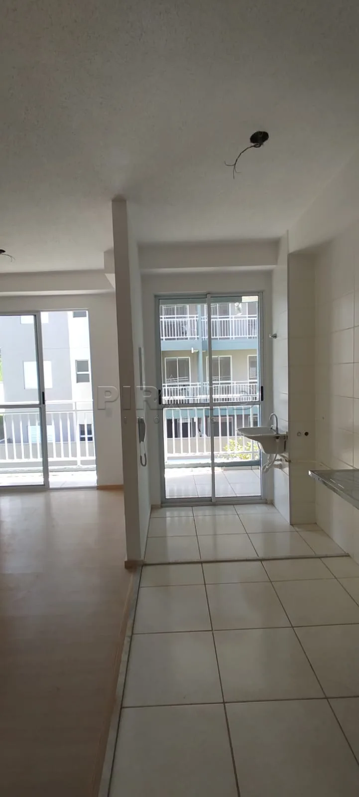 Alugar Apartamento / Padr&atilde;o em Ribeir&atilde;o Preto R$ 1.900,00 - Foto 1