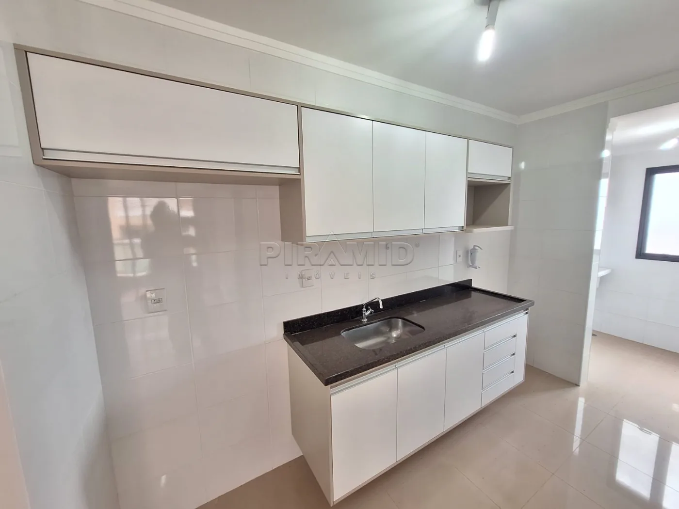 Alugar Apartamento / Padr&atilde;o em Ribeir&atilde;o Preto R$ 1.700,00 - Foto 9