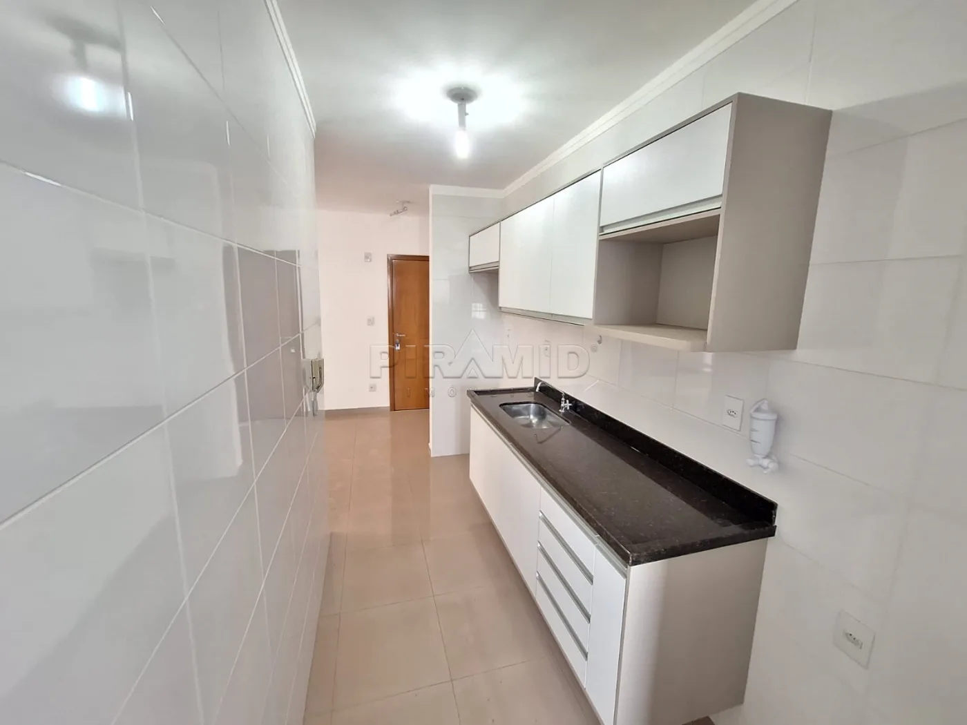 Alugar Apartamento / Padr&atilde;o em Ribeir&atilde;o Preto R$ 1.700,00 - Foto 10