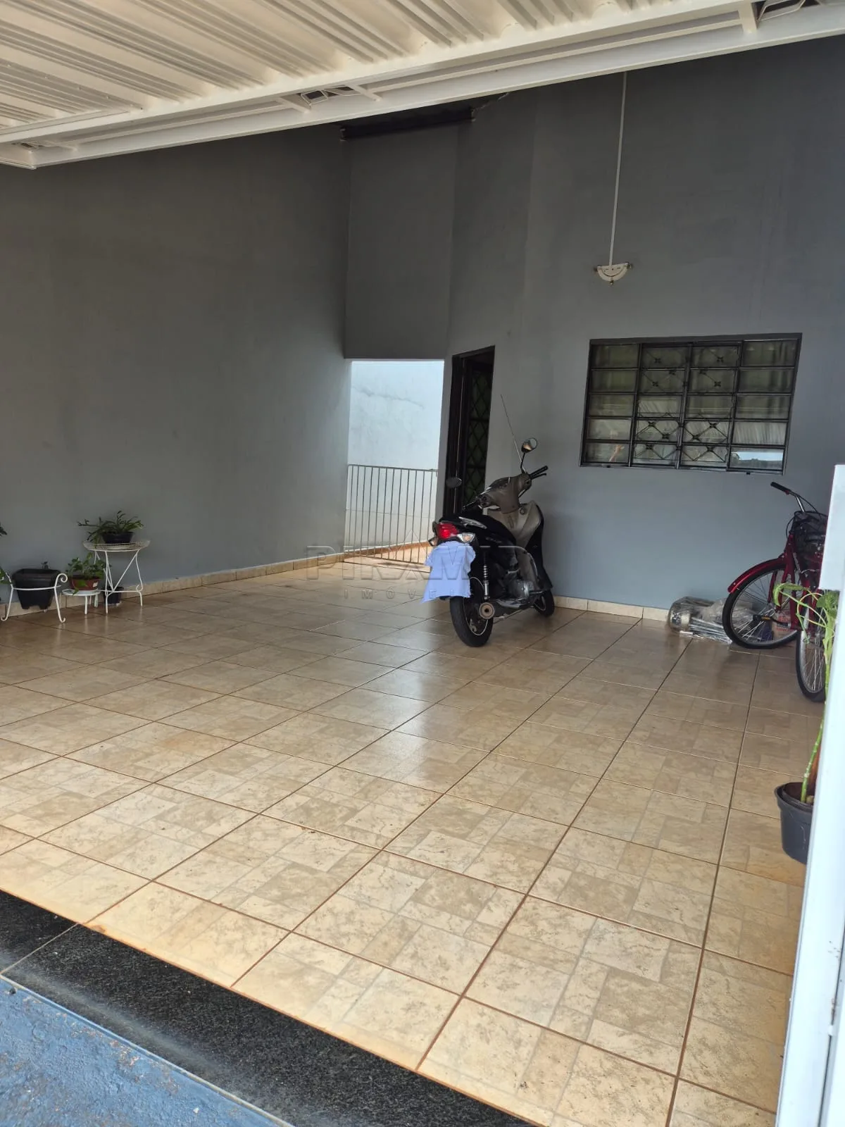Comprar Casa / Padr&atilde;o em Ribeir&atilde;o Preto R$ 400.000,00 - Foto 1