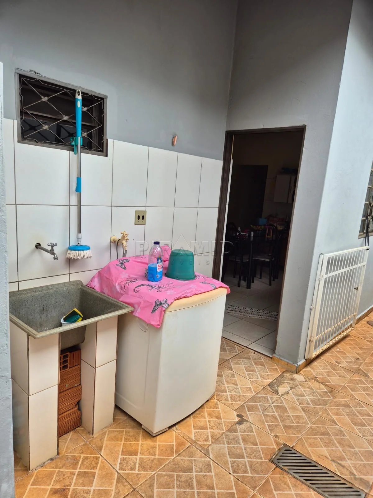 Comprar Casa / Padr&atilde;o em Ribeir&atilde;o Preto R$ 400.000,00 - Foto 13