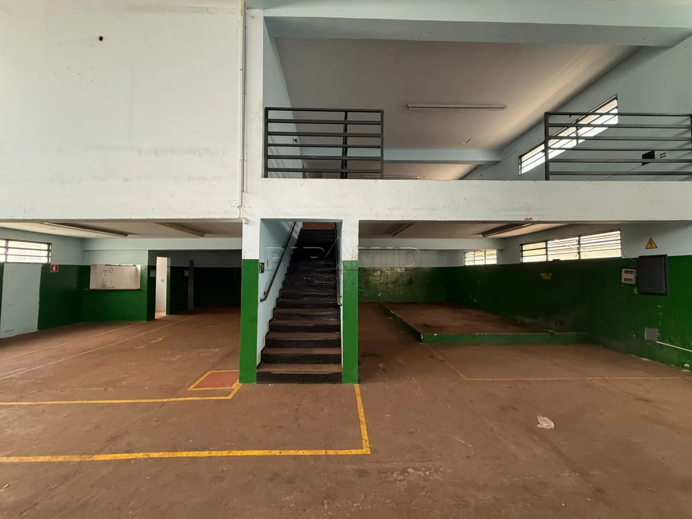 Alugar Comercial / Galp&atilde;o  Barrac&atilde;o em Ribeir&atilde;o Preto R$ 12.000,00 - Foto 2