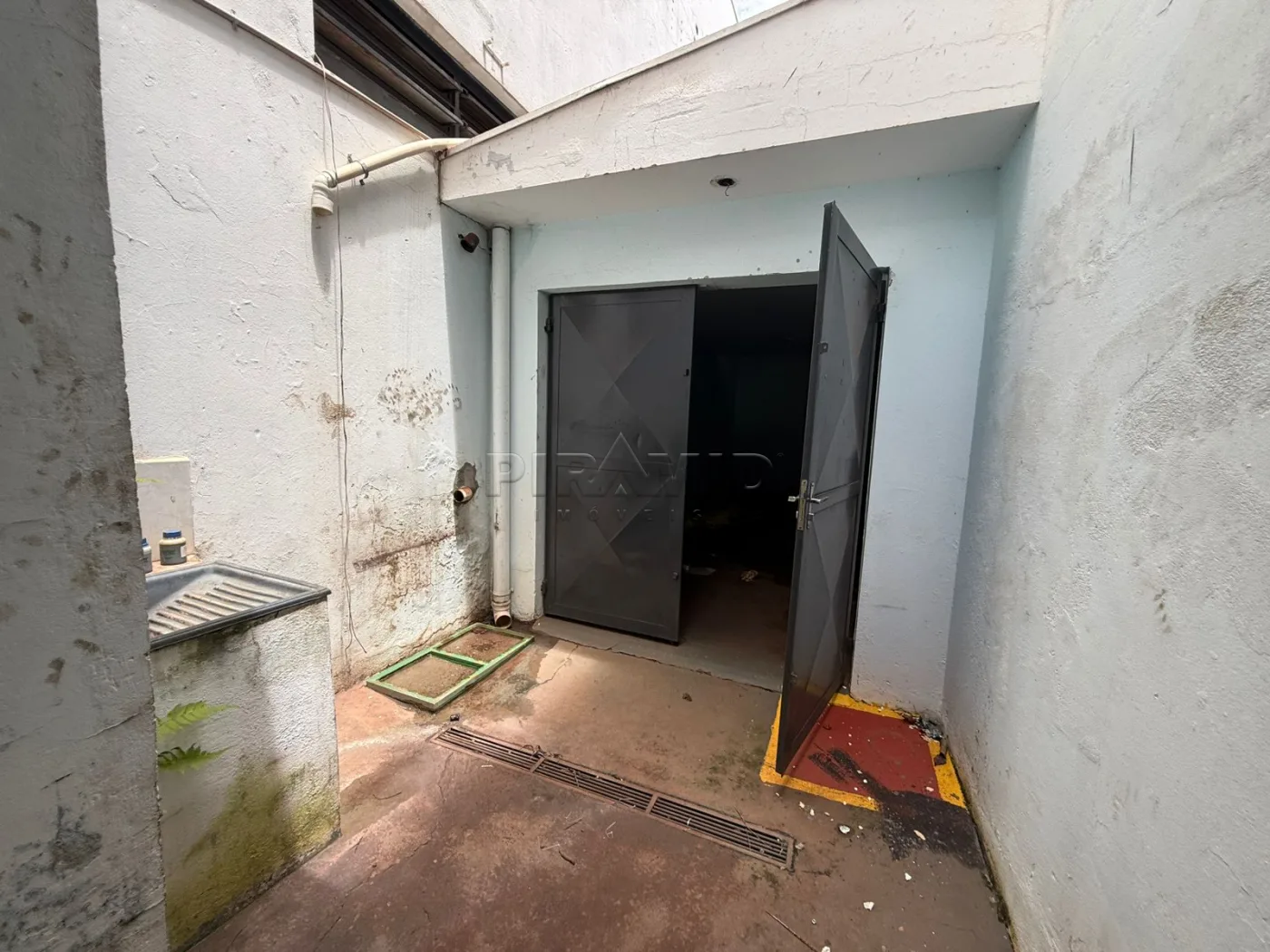 Alugar Comercial / Galp&atilde;o  Barrac&atilde;o em Ribeir&atilde;o Preto R$ 12.000,00 - Foto 17