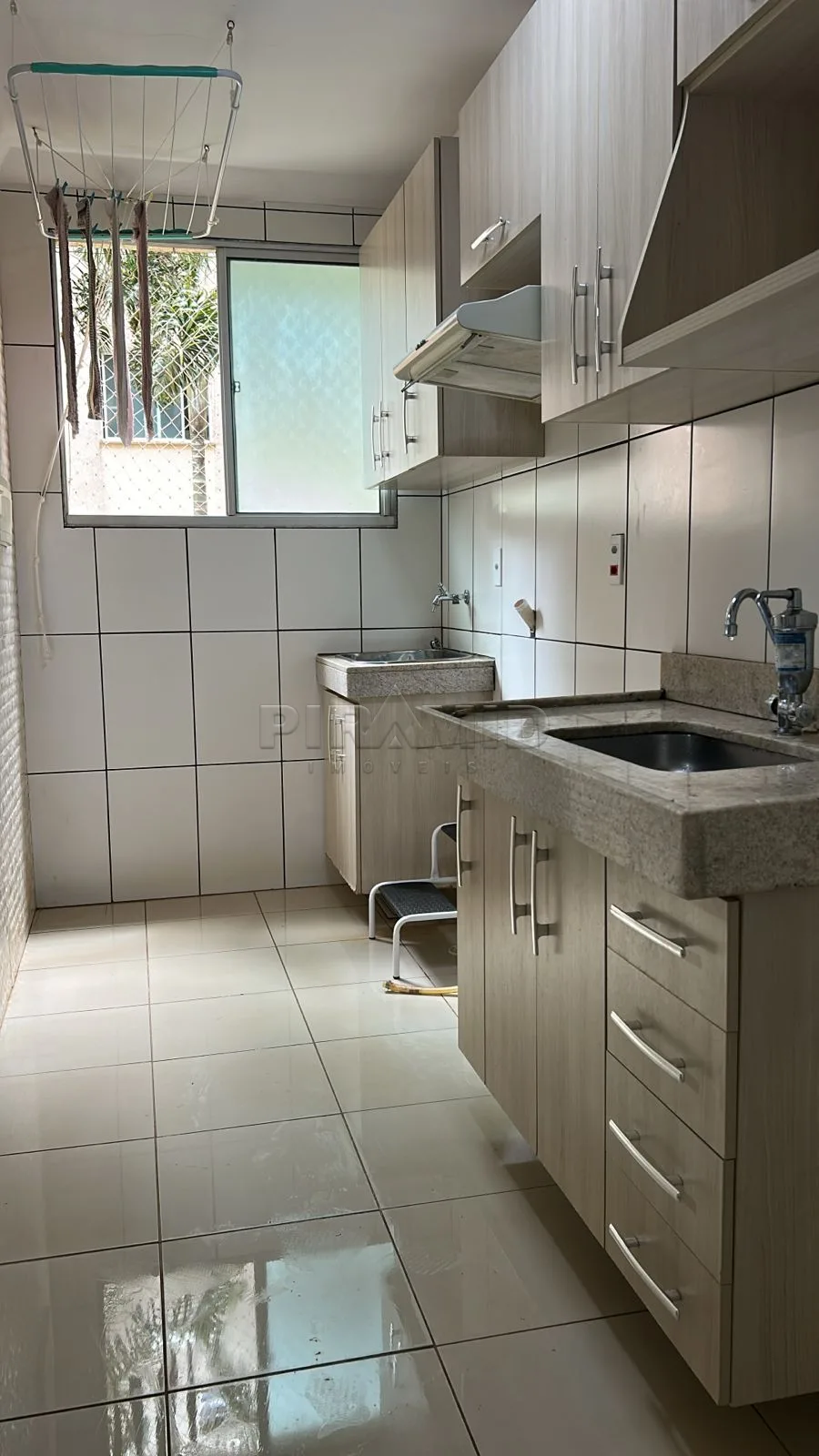 Alugar Apartamento / Padr&atilde;o em Ribeir&atilde;o Preto R$ 1.350,00 - Foto 5