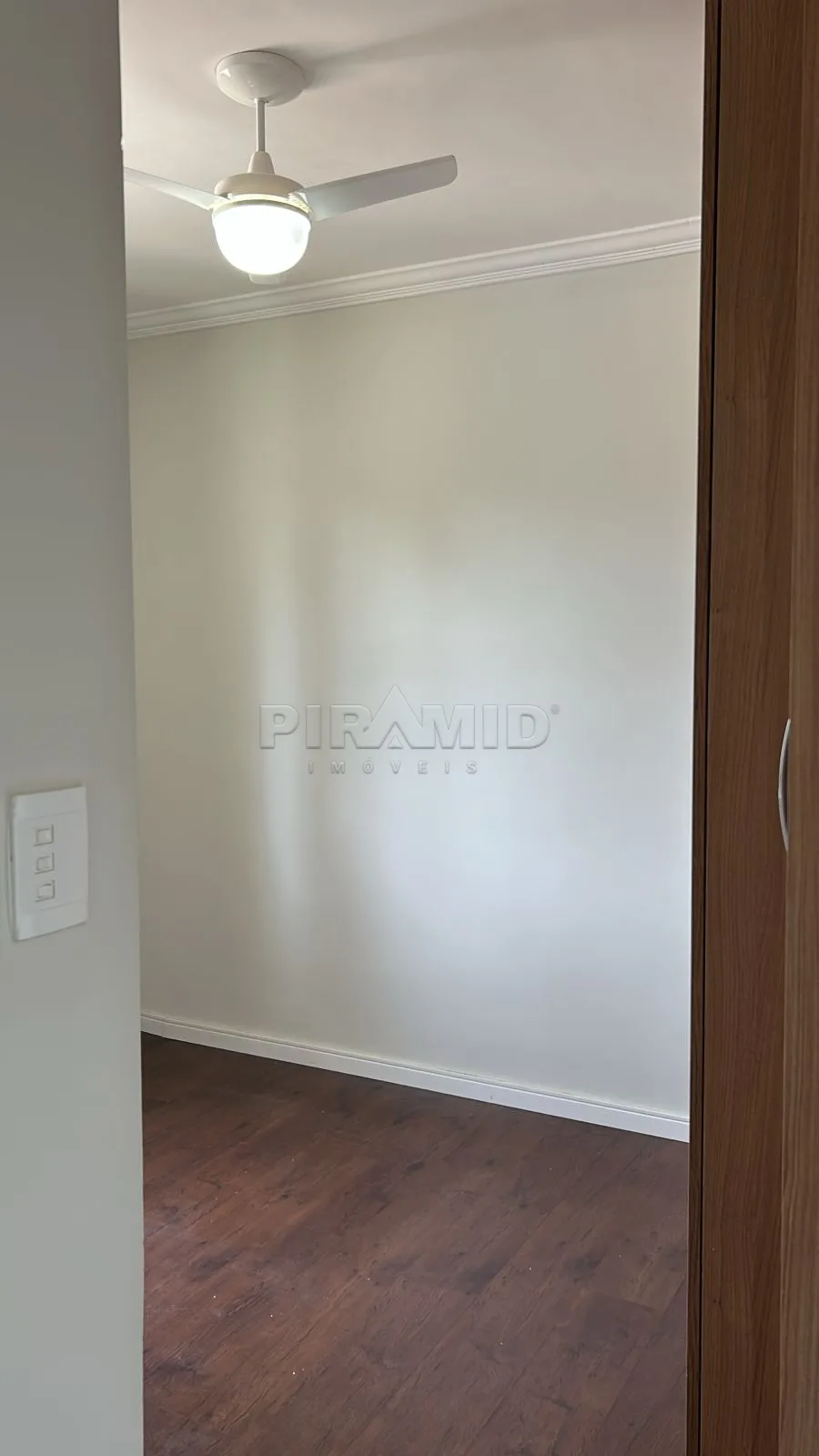 Alugar Apartamento / Padr&atilde;o em Ribeir&atilde;o Preto R$ 1.350,00 - Foto 11