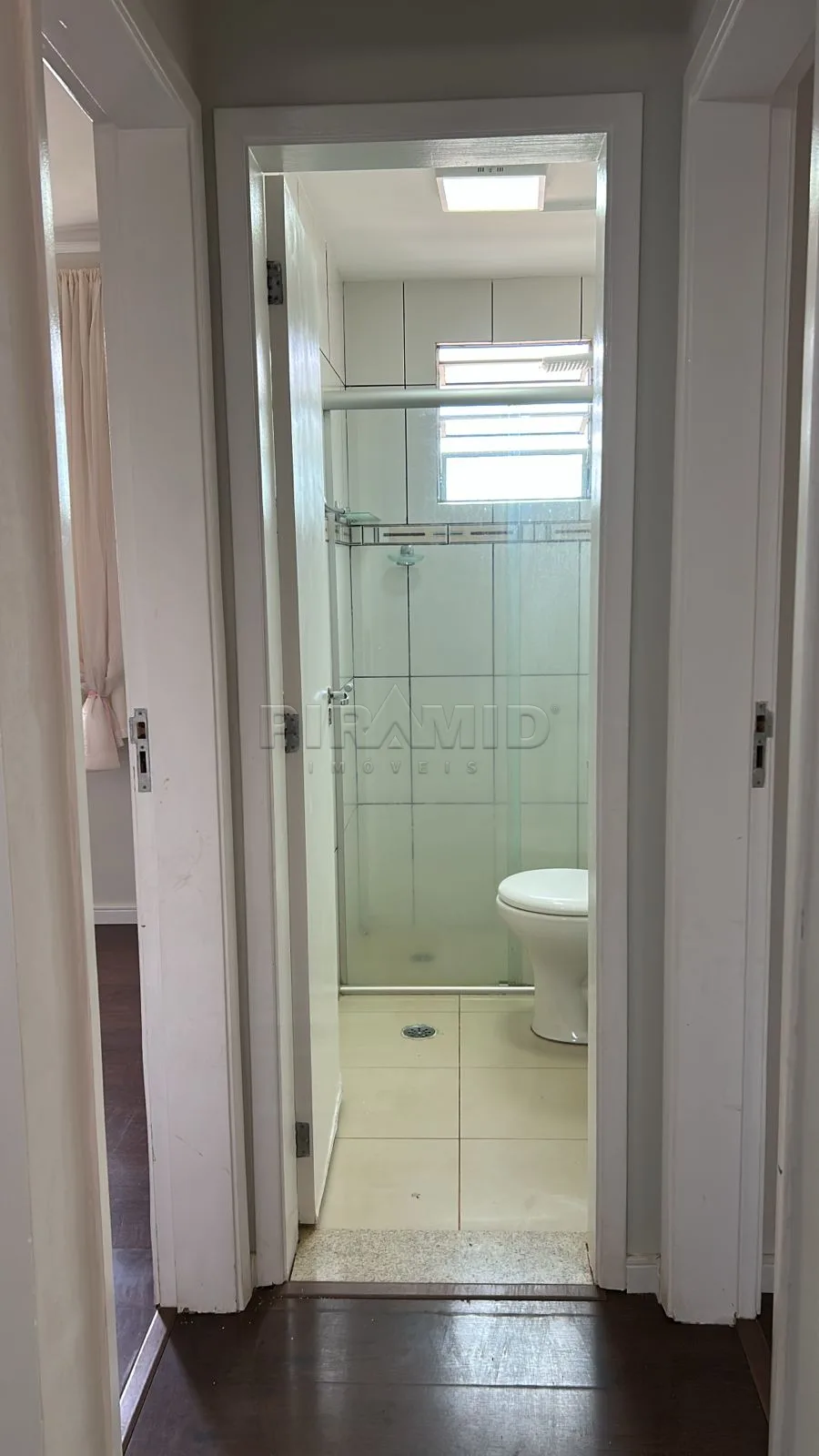 Alugar Apartamento / Padr&atilde;o em Ribeir&atilde;o Preto R$ 1.350,00 - Foto 10