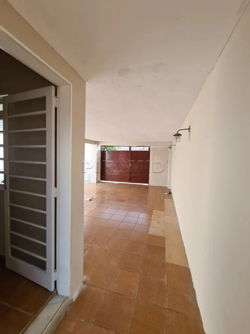 Comprar Casa / Padr&atilde;o em Ribeir&atilde;o Preto R$ 330.000,00 - Foto 2