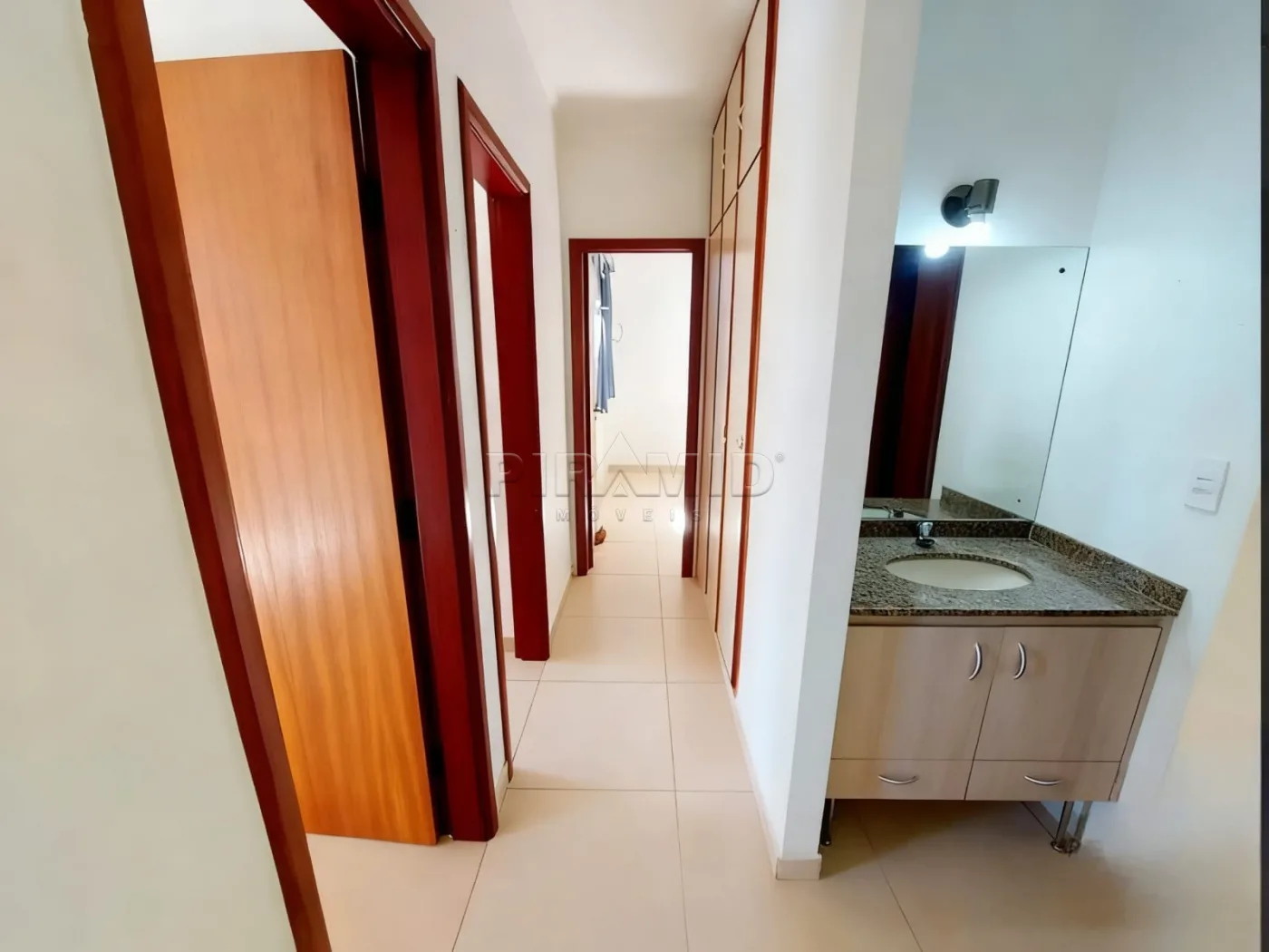 Alugar Apartamento / Padr&atilde;o em Ribeir&atilde;o Preto R$ 2.500,00 - Foto 4