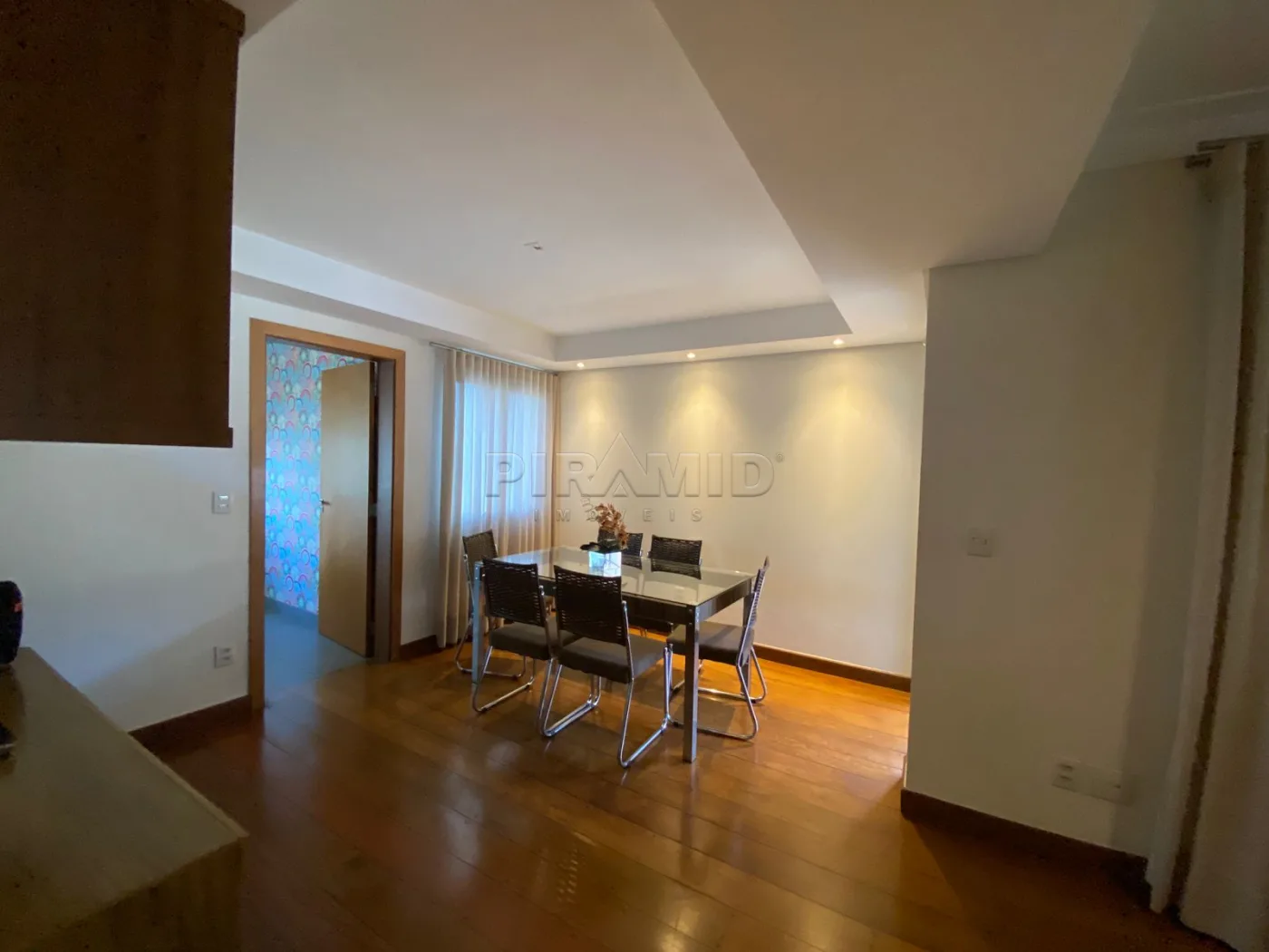 Alugar Apartamento / Padr&atilde;o em Ribeir&atilde;o Preto R$ 3.000,00 - Foto 3