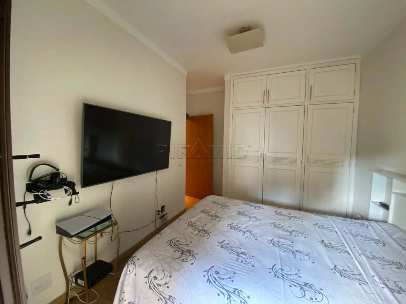 Alugar Apartamento / Padr&atilde;o em Ribeir&atilde;o Preto R$ 3.000,00 - Foto 14