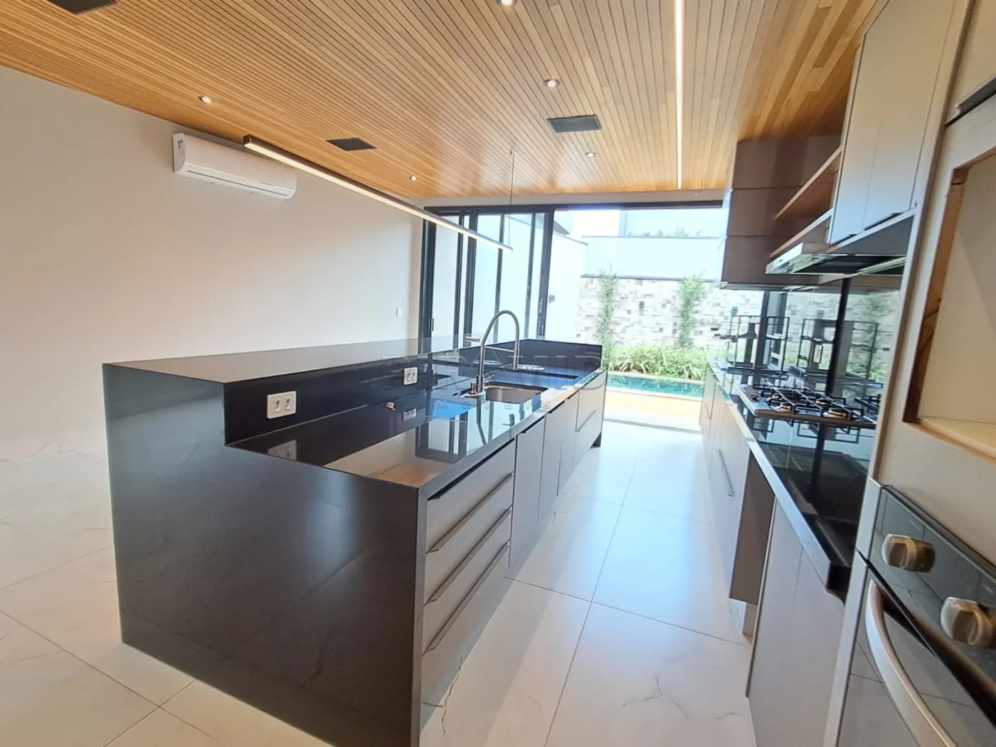 Alugar Casa / Condom&iacute;nio em Bonfim Paulista R$ 10.000,00 - Foto 46