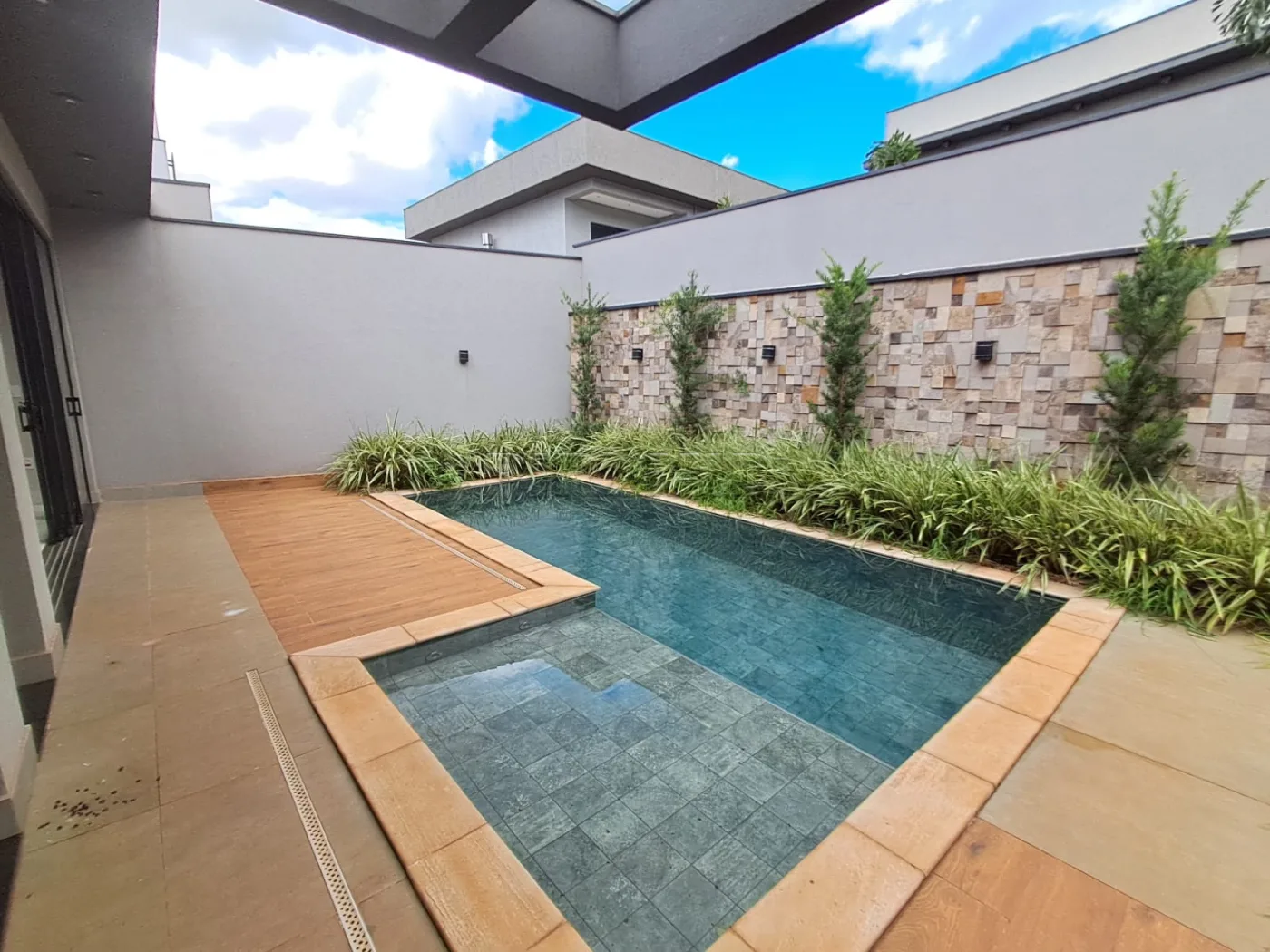 Alugar Casa / Condom&iacute;nio em Bonfim Paulista R$ 10.000,00 - Foto 54