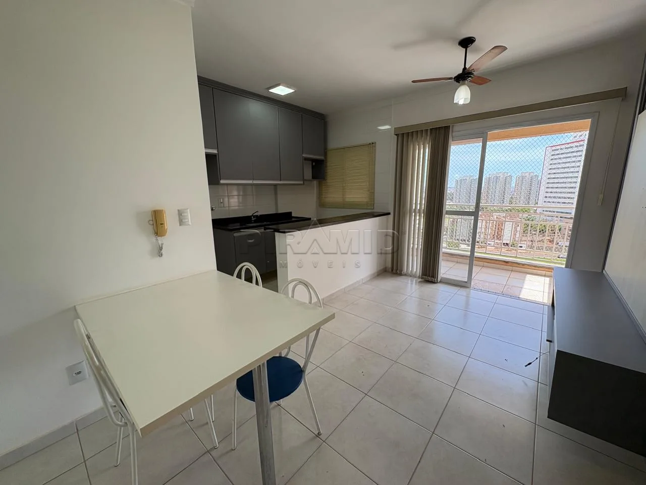 Alugar Apartamento / Padr&atilde;o em Ribeir&atilde;o Preto R$ 1.600,00 - Foto 1