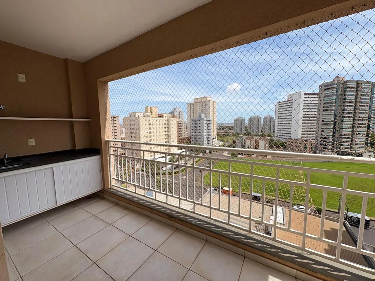 Alugar Apartamento / Padr&atilde;o em Ribeir&atilde;o Preto R$ 1.600,00 - Foto 5