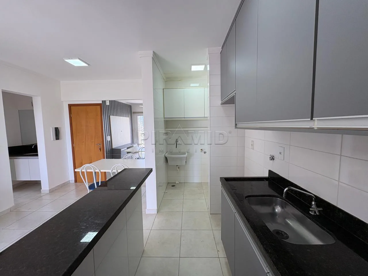 Alugar Apartamento / Padr&atilde;o em Ribeir&atilde;o Preto R$ 1.600,00 - Foto 9
