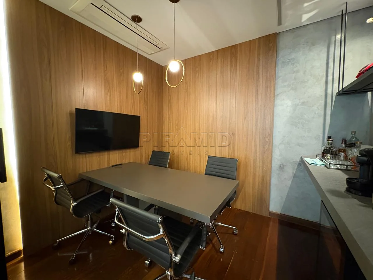 Alugar Comercial / Casa em Ribeir&atilde;o Preto R$ 10.000,00 - Foto 6