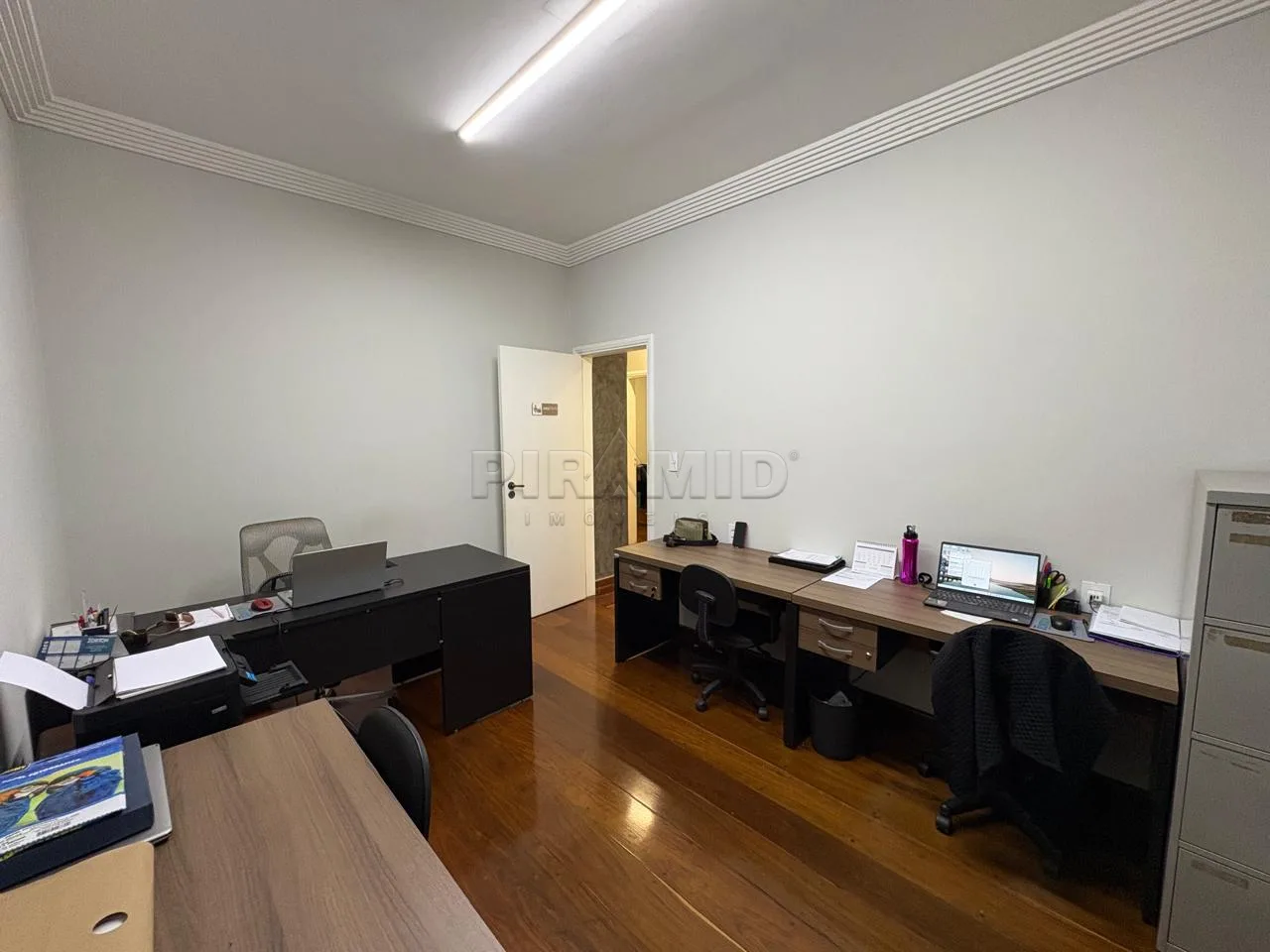 Alugar Comercial / Casa em Ribeir&atilde;o Preto R$ 10.000,00 - Foto 13