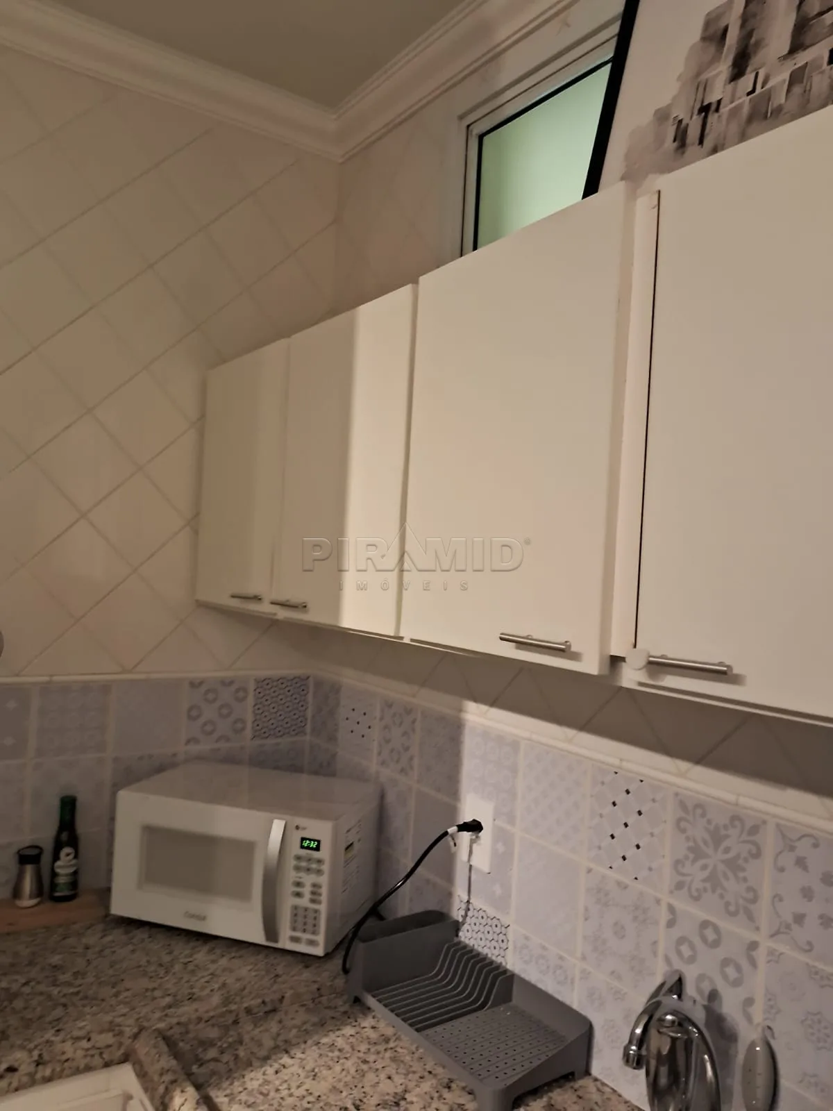 Alugar Apartamento / Padr&atilde;o em Ribeir&atilde;o Preto R$ 1.850,00 - Foto 11