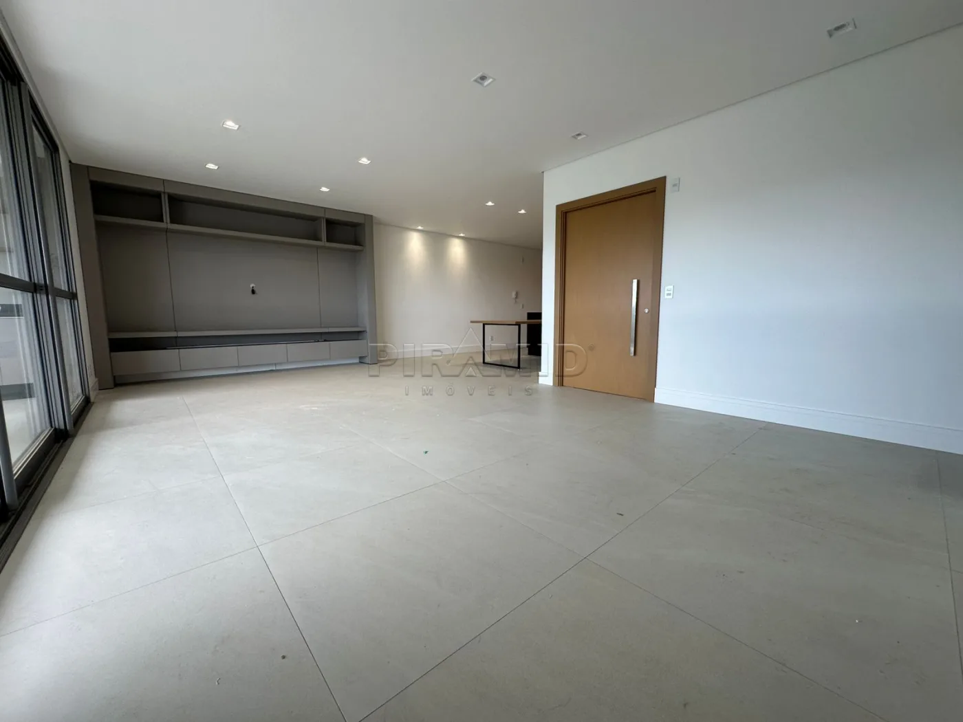 Alugar Apartamento / Padr&atilde;o em Ribeir&atilde;o Preto R$ 13.000,00 - Foto 3