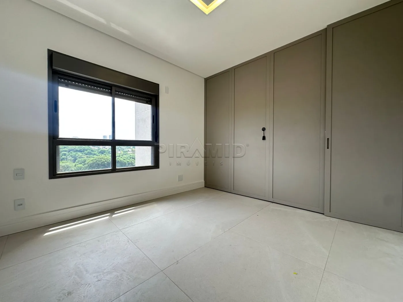 Alugar Apartamento / Padr&atilde;o em Ribeir&atilde;o Preto R$ 13.000,00 - Foto 17