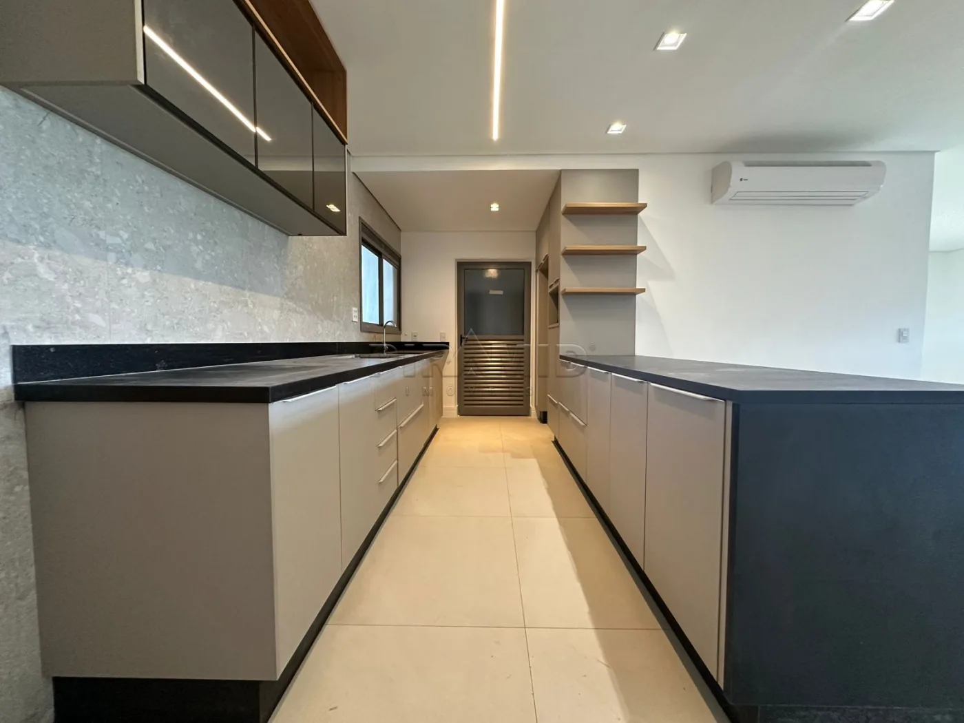 Alugar Apartamento / Padr&atilde;o em Ribeir&atilde;o Preto R$ 13.000,00 - Foto 28