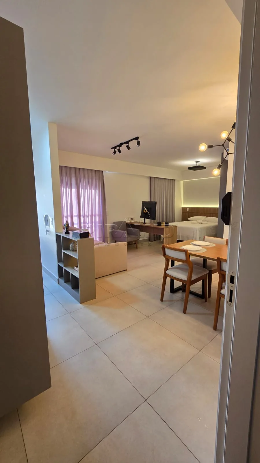 Comprar Apartamento / Flat em Ribeir&atilde;o Preto R$ 480.000,00 - Foto 1