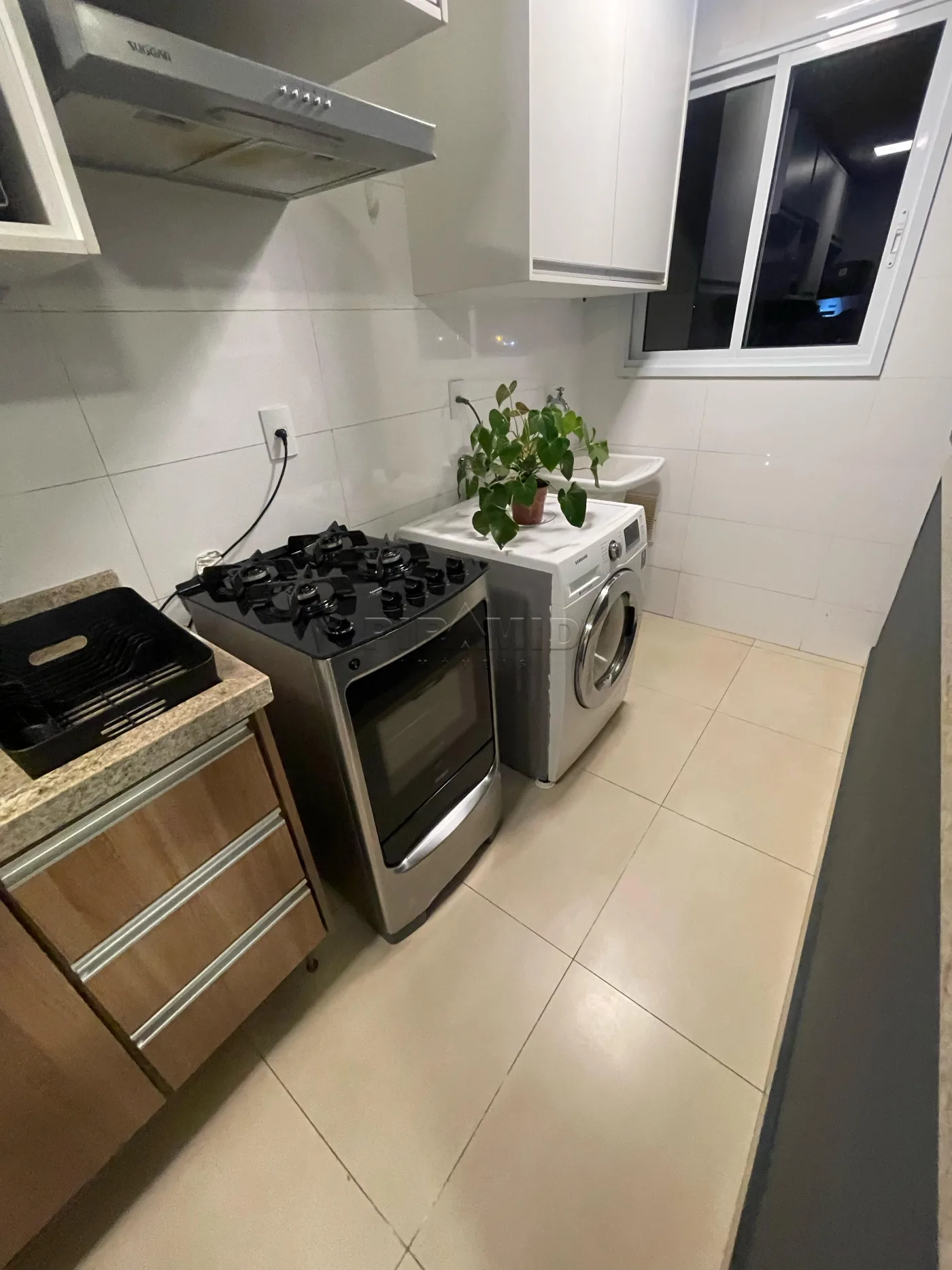 Alugar Apartamento / Padr&atilde;o em Ribeir&atilde;o Preto R$ 3.500,00 - Foto 6